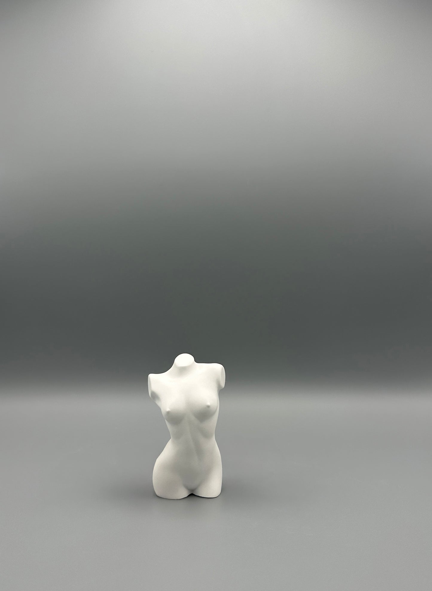 Handgefertigte Skulptur Vera